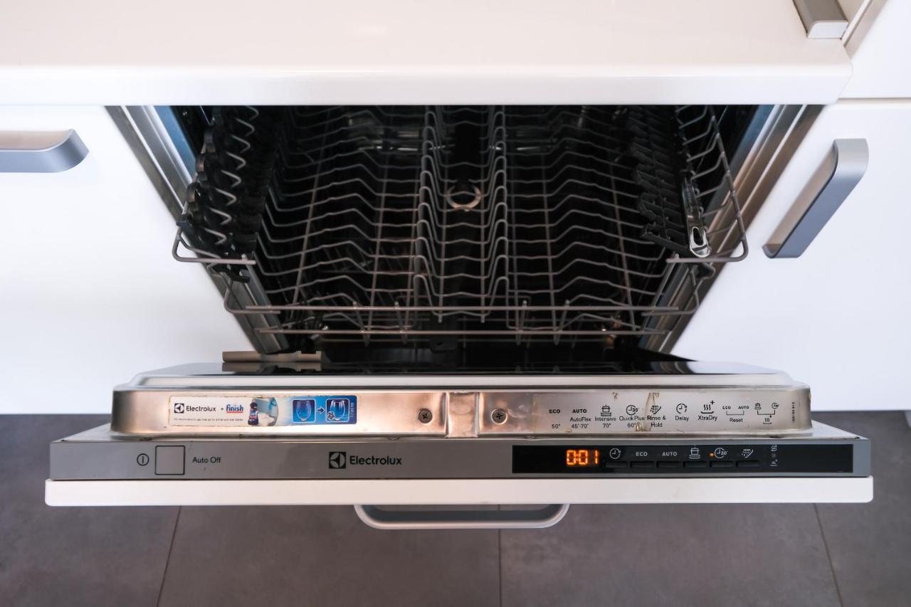 Apartment Zagreb, 0-24, Self Service Check-In, Free Parking エクステリア 写真