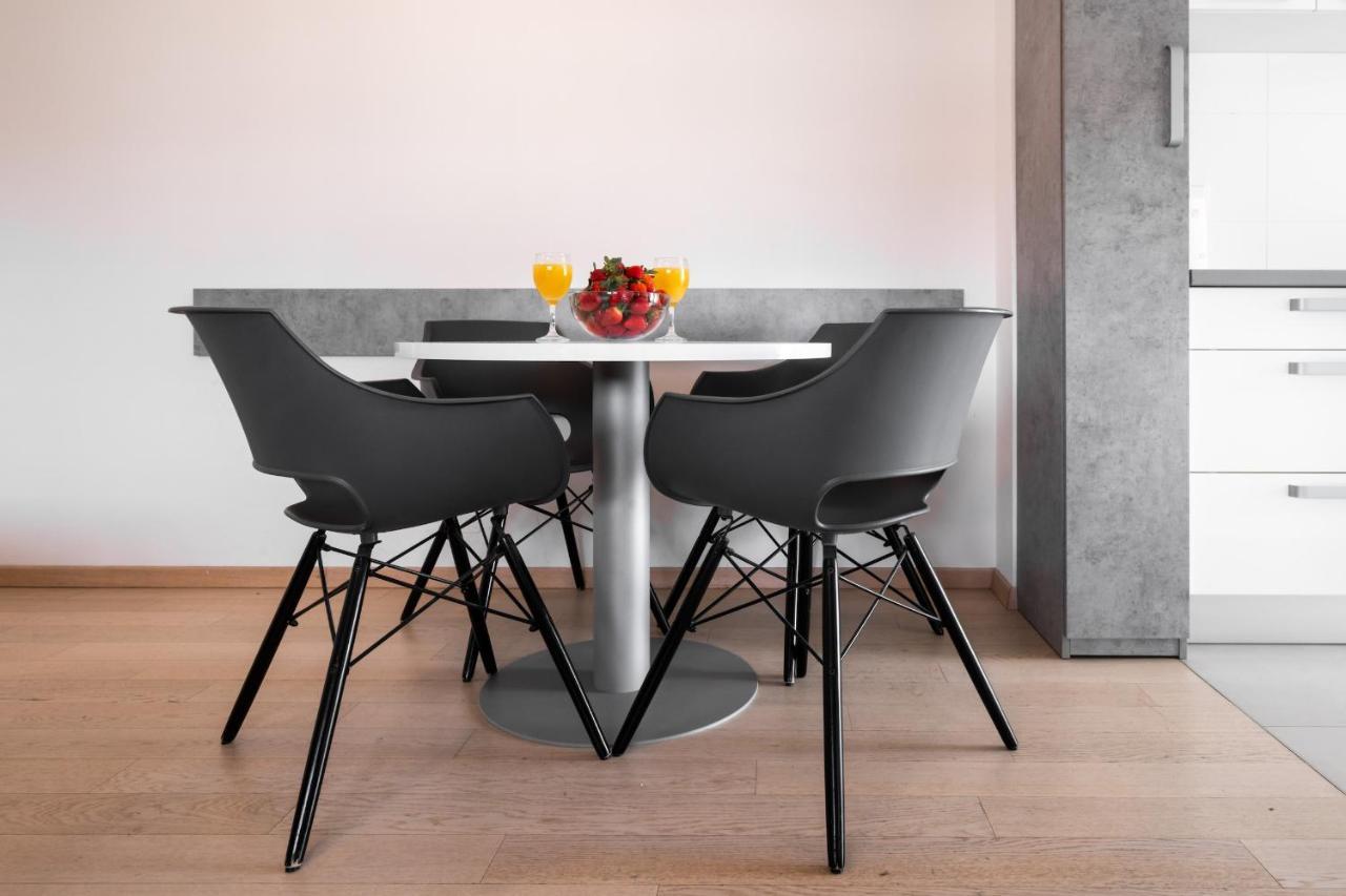 Apartment Zagreb, 0-24, Self Service Check-In, Free Parking エクステリア 写真