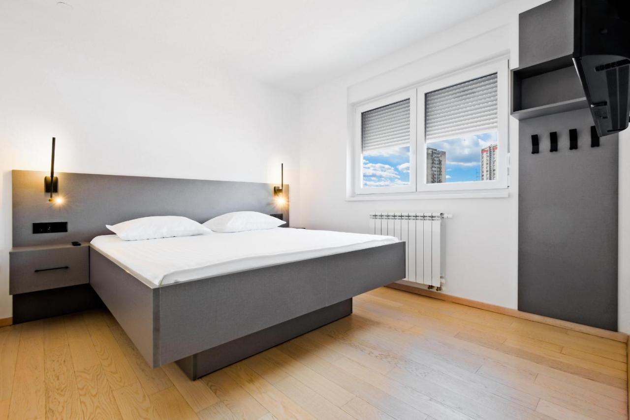 Apartment Zagreb, 0-24, Self Service Check-In, Free Parking エクステリア 写真