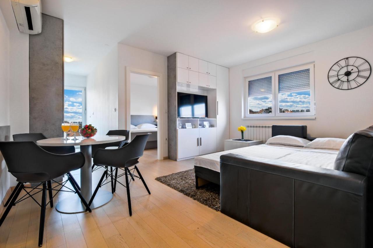 Apartment Zagreb, 0-24, Self Service Check-In, Free Parking エクステリア 写真